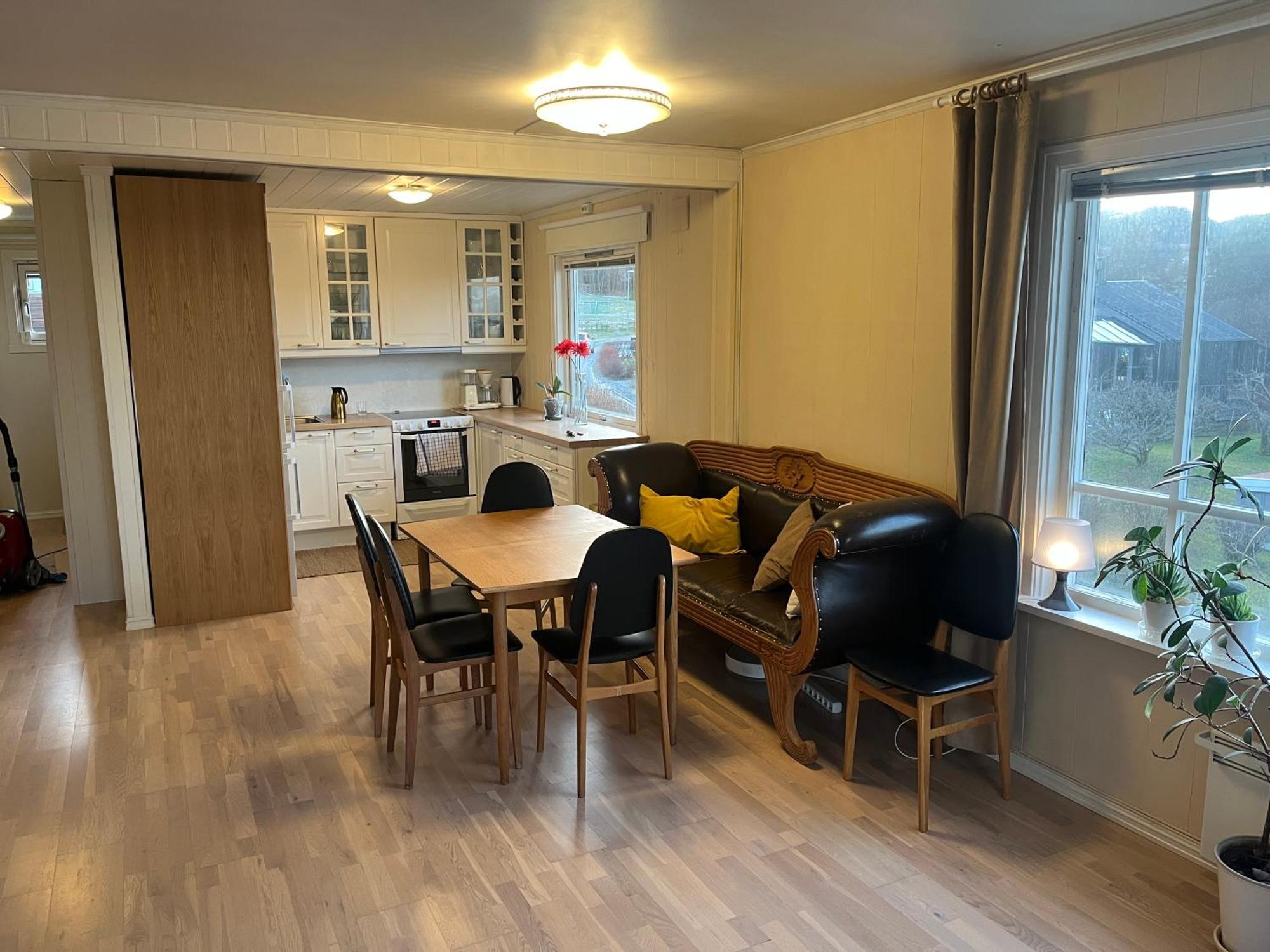 Cozy With A Fireplace, Well Connected To Bus, Quiet And View Over The Fjord Trondheim